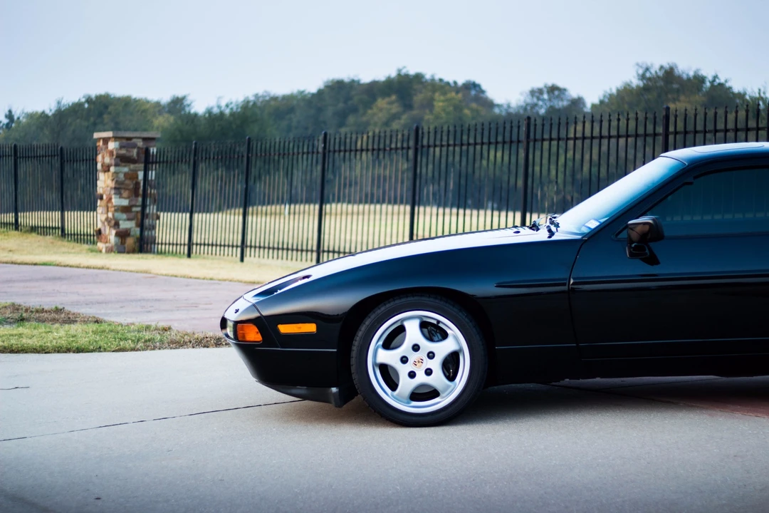 1987 Porsche 928 S4 - Image 28 of 31