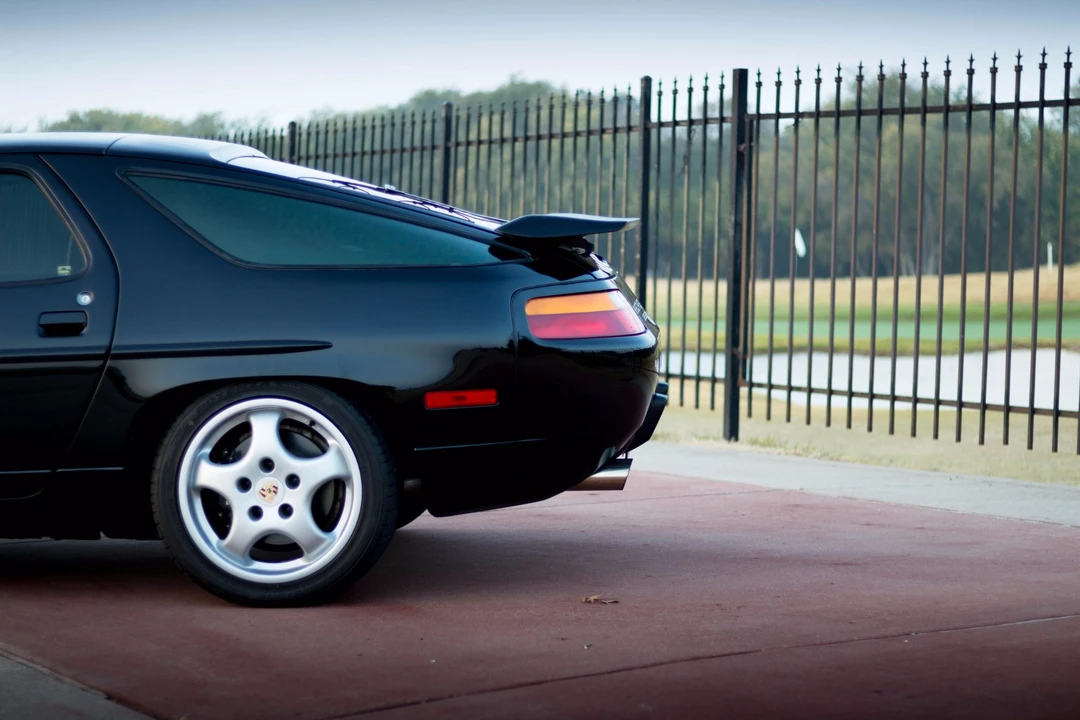 1987 Porsche 928 S4 - Image 27 of 31