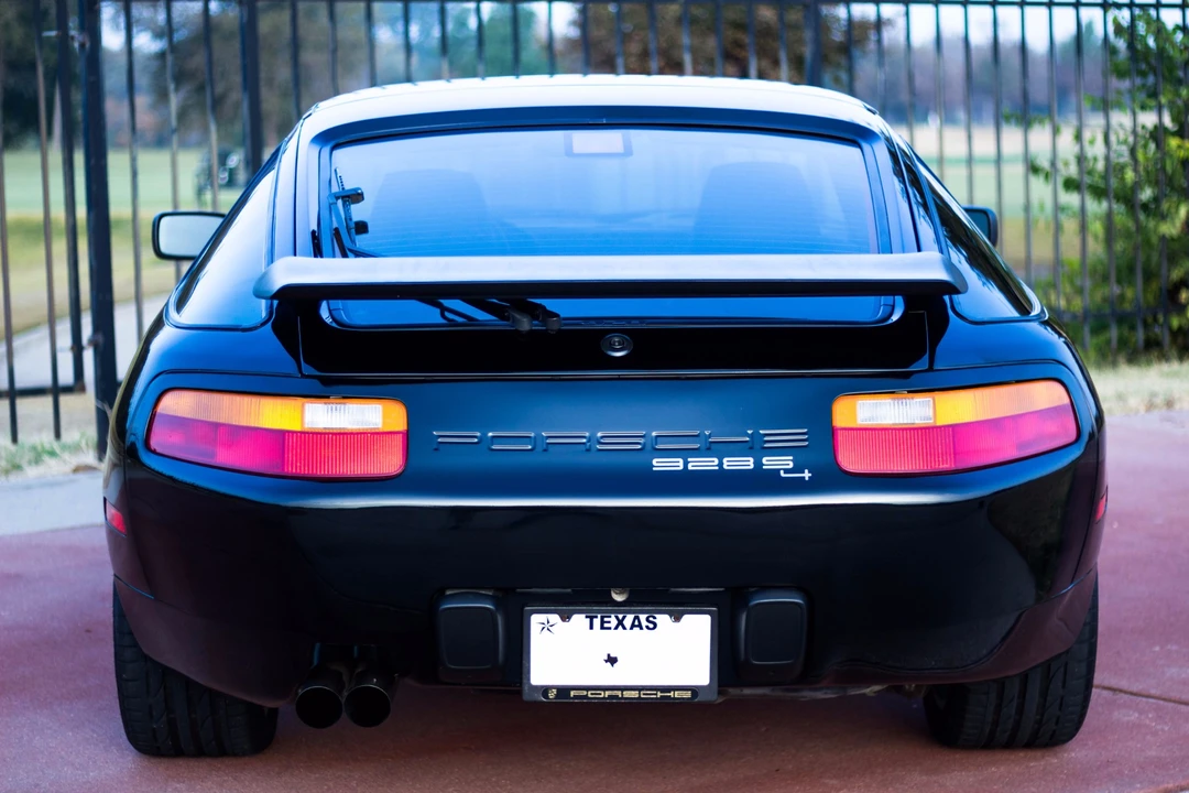 1987 Porsche 928 S4 - Image 13 of 31