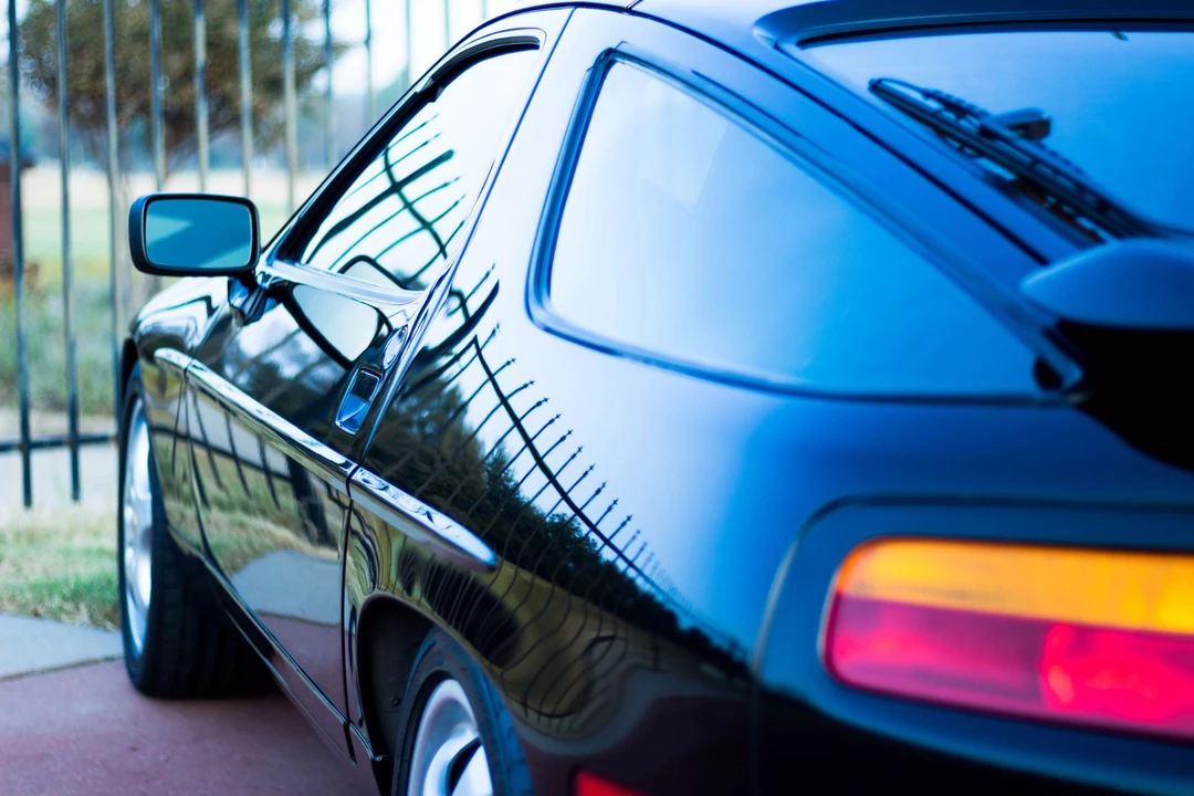 1987 Porsche 928 S4 - Image 22 of 31