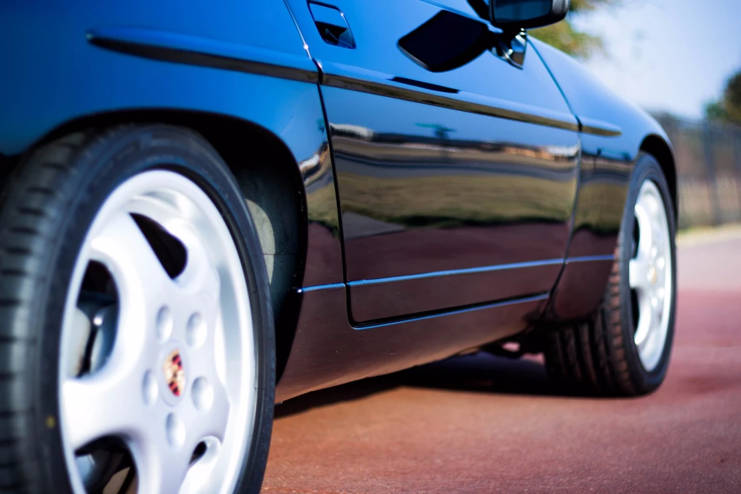 1987 Porsche 928 S4 - Image 17 of 31