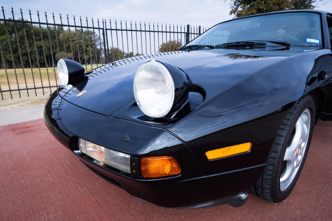 1987 Porsche 928 S4 - Image 14 of 31