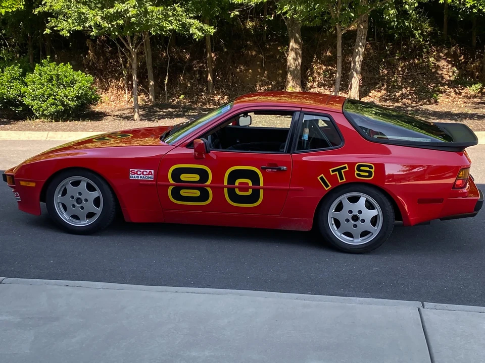 1987 Porsche 944 S - Image 4 of 6
