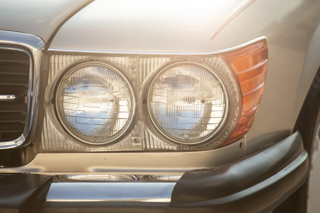 1988 Mercedes-Benz R107 SL-Class - Image 29 of 31