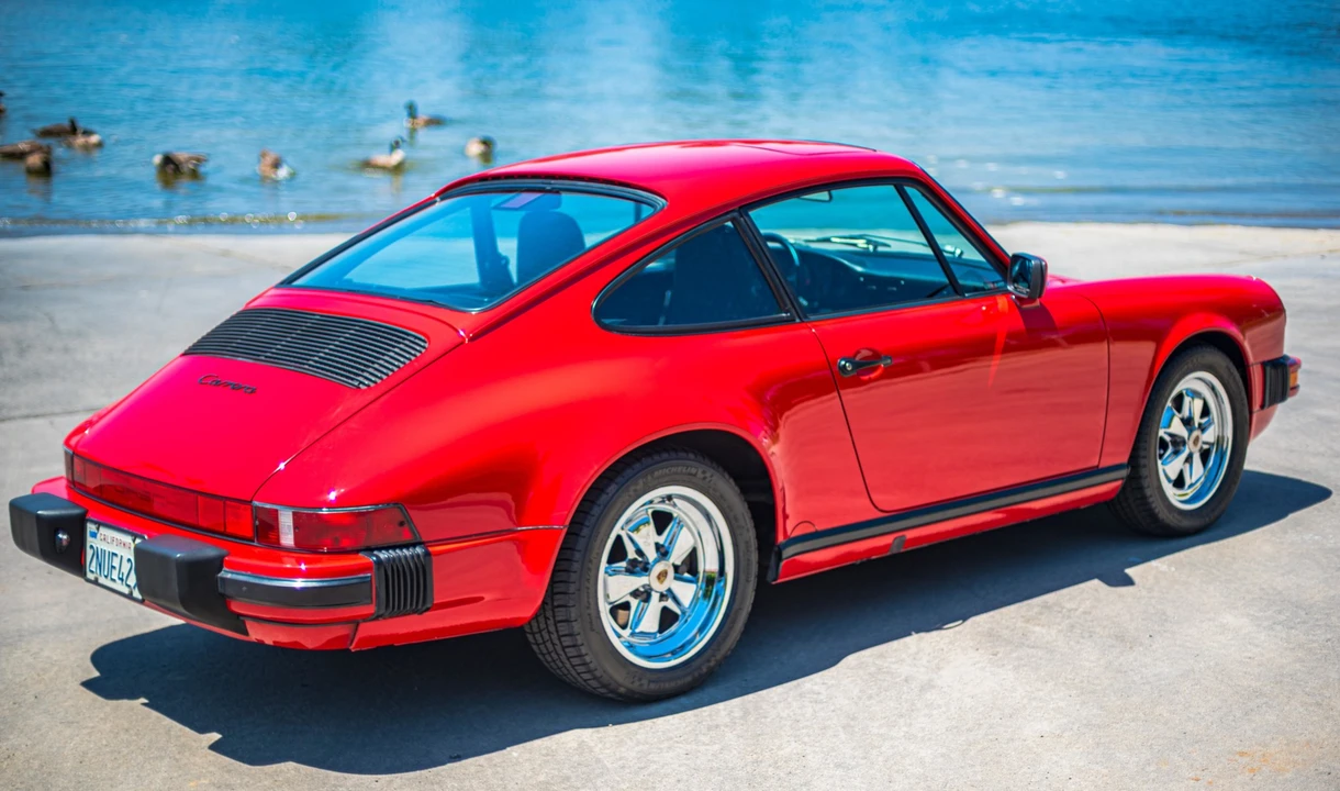1988 Porsche 911 Carrera 3.2 - Image 11 of 31