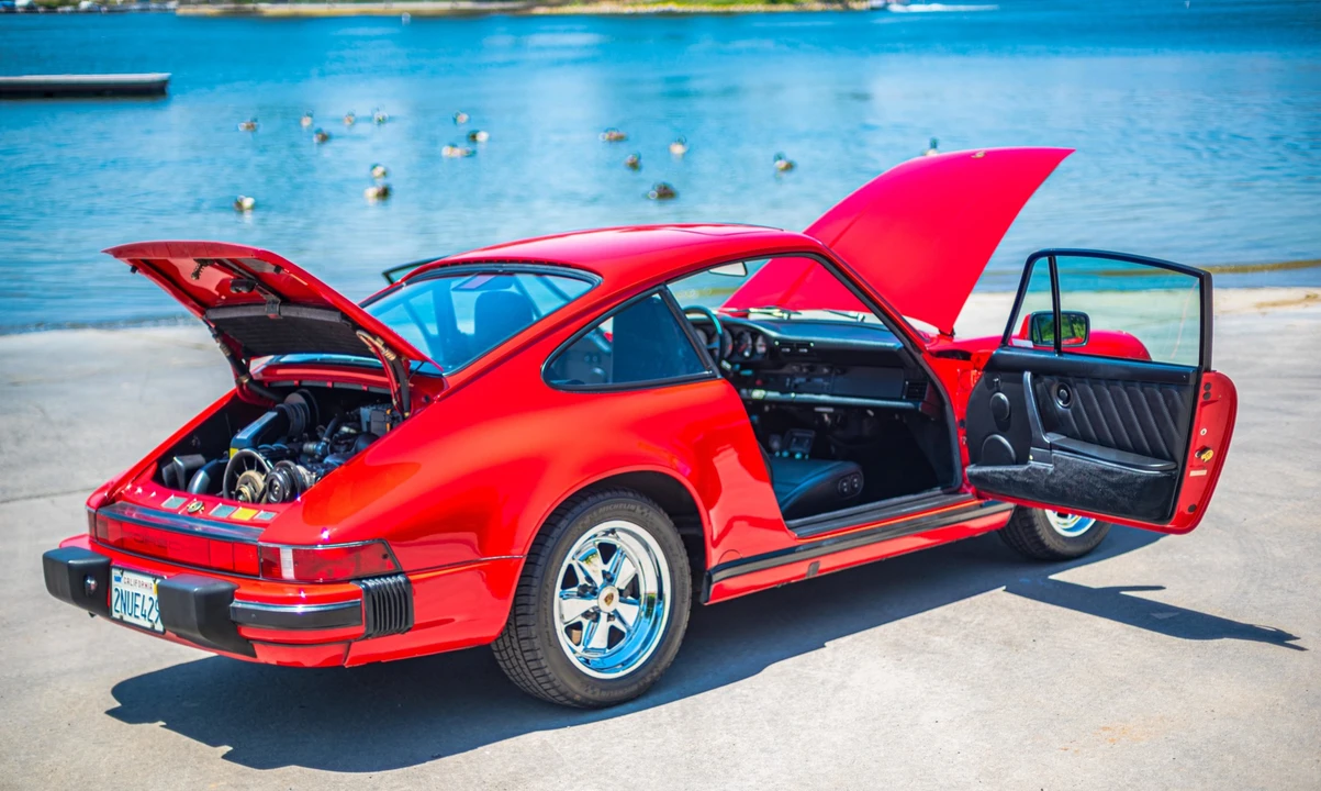 1988 Porsche 911 Carrera 3.2 - Image 12 of 31