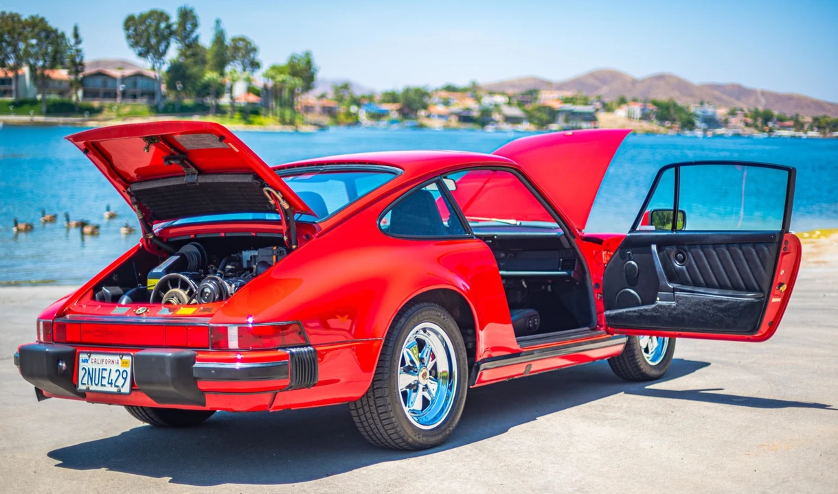 1988 Porsche 911 Carrera 3.2 - Image 15 of 31