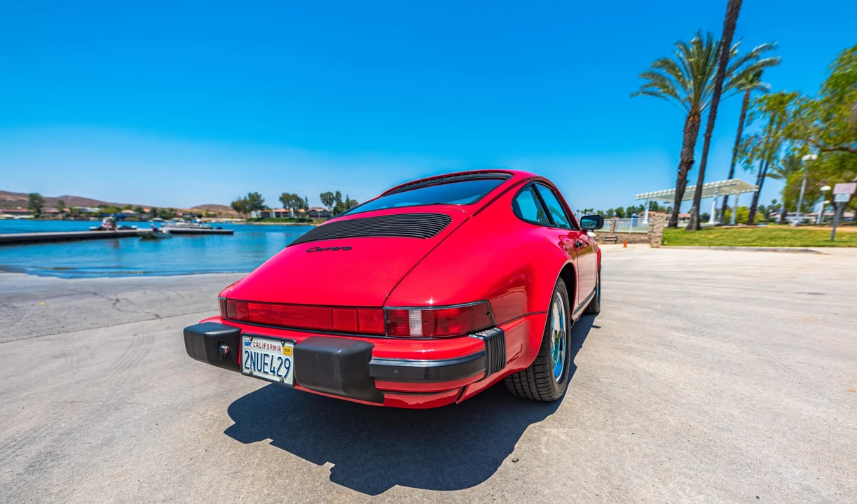 1988 Porsche 911 Carrera 3.2 - Image 21 of 31