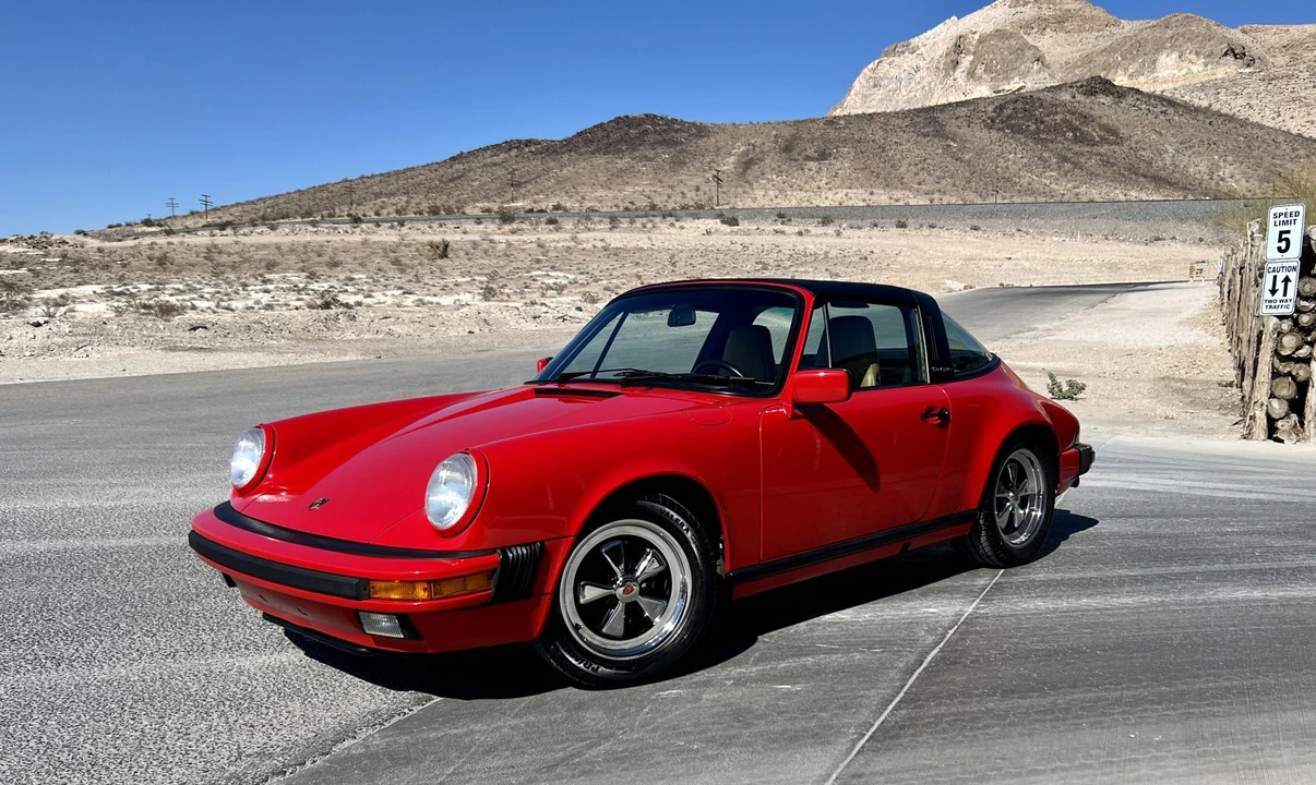 1988 Porsche 911 Carrera 3.2 - Image 26 of 31