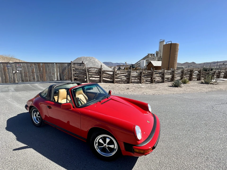 1988 Porsche 911 Carrera 3.2 - Image 20 of 31
