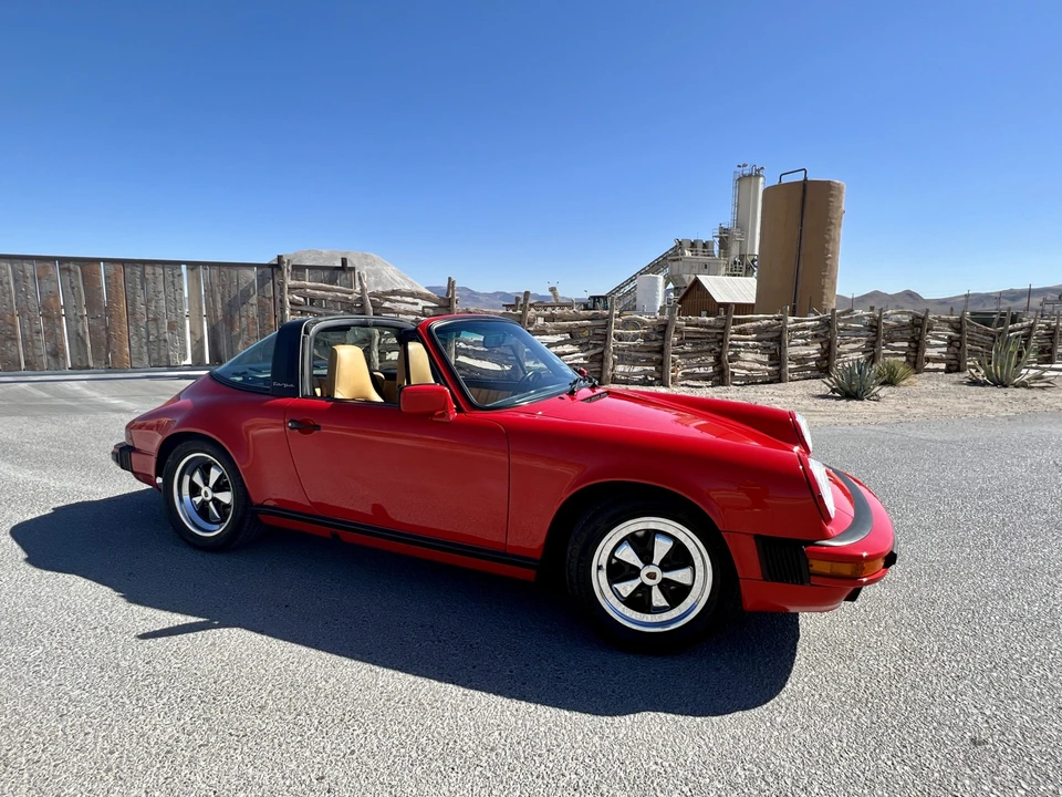 1988 Porsche 911 Carrera 3.2 - Image 17 of 31