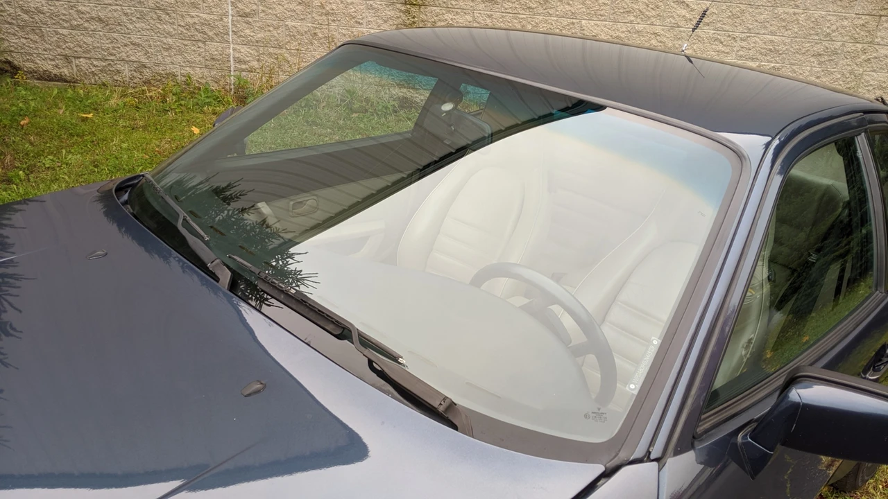 1988 Porsche 944 - Image 27 of 31