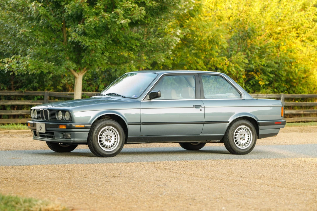 1989 BMW E30 3 Series - Image 2 of 31
