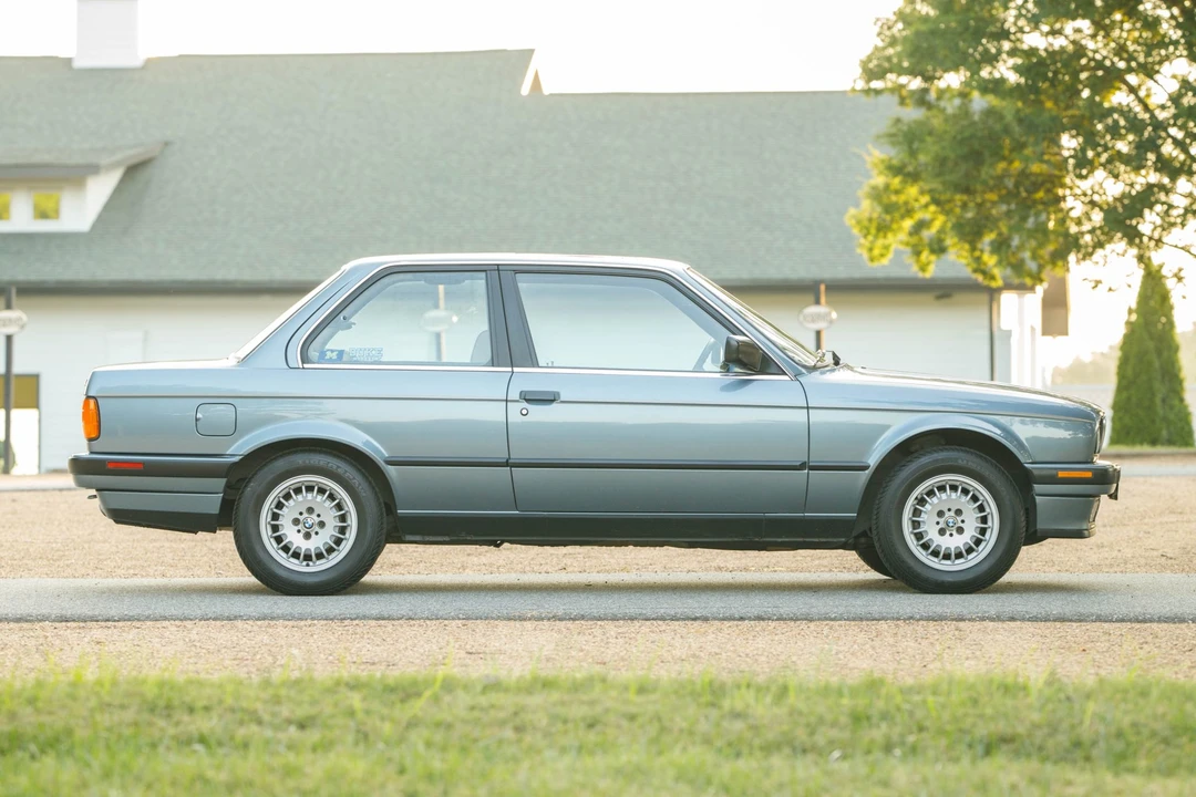 1989 BMW E30 3 Series - Image 10 of 31