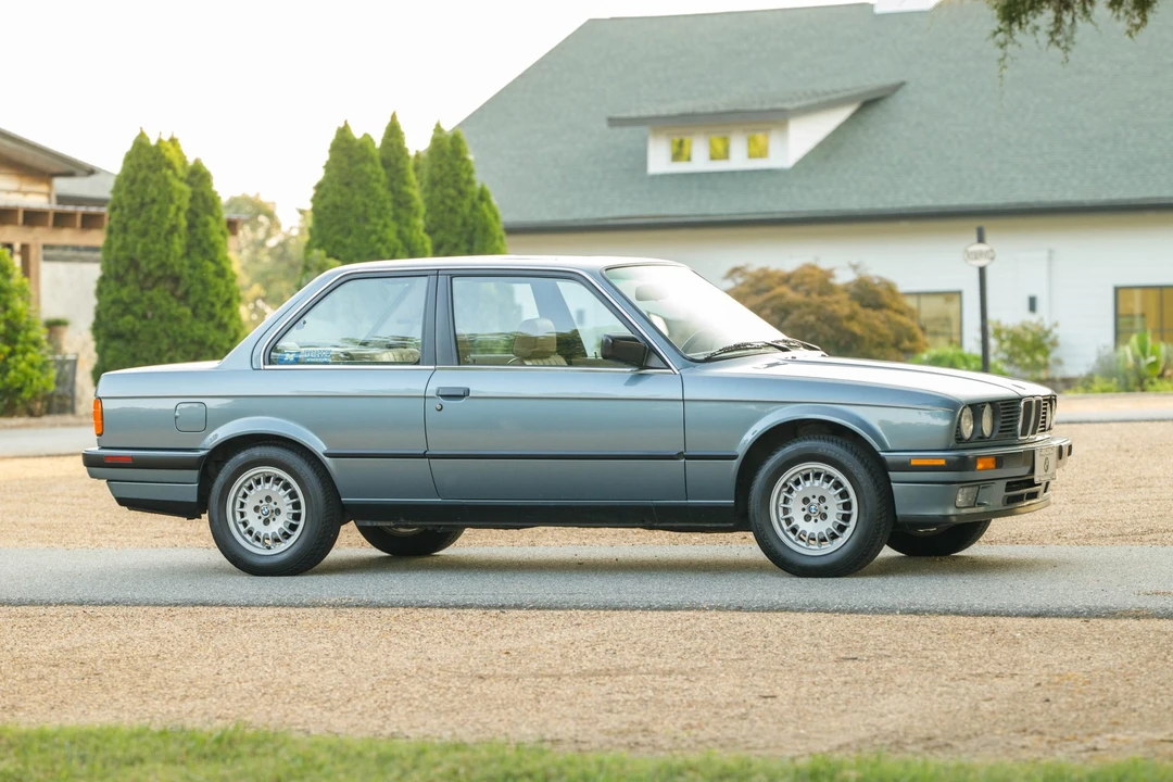 1989 BMW E30 3 Series - Image 9 of 31