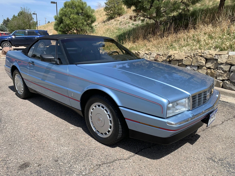 1989 Cadillac Allante - Image 24 of 31