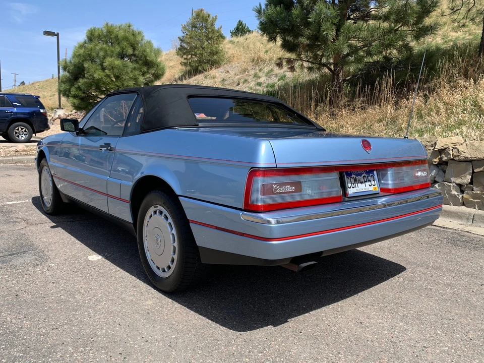 1989 Cadillac Allante - Image 12 of 31