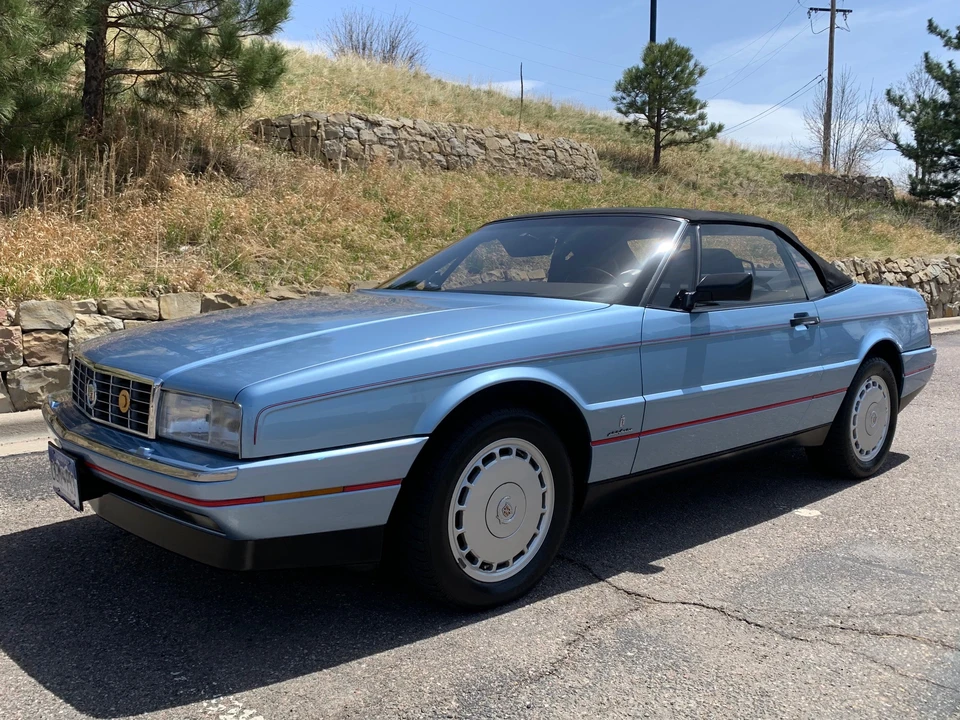 1989 Cadillac Allante - Image 5 of 31