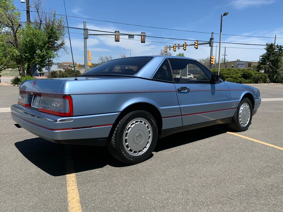 1989 Cadillac Allante - Image 27 of 31