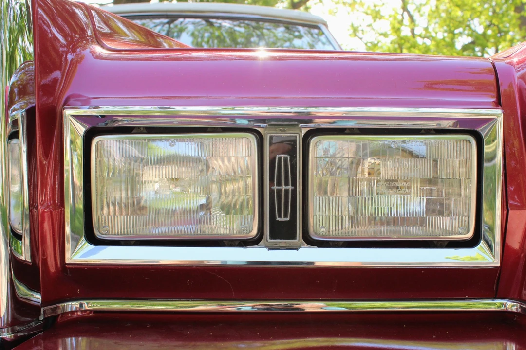 1989 Lincoln Town Car - Image 29 of 31