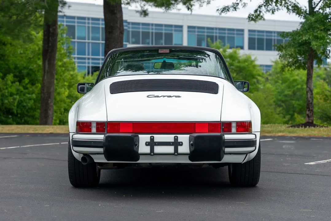 1989 Porsche 911 Carrera 3.2 - Image 11 of 31