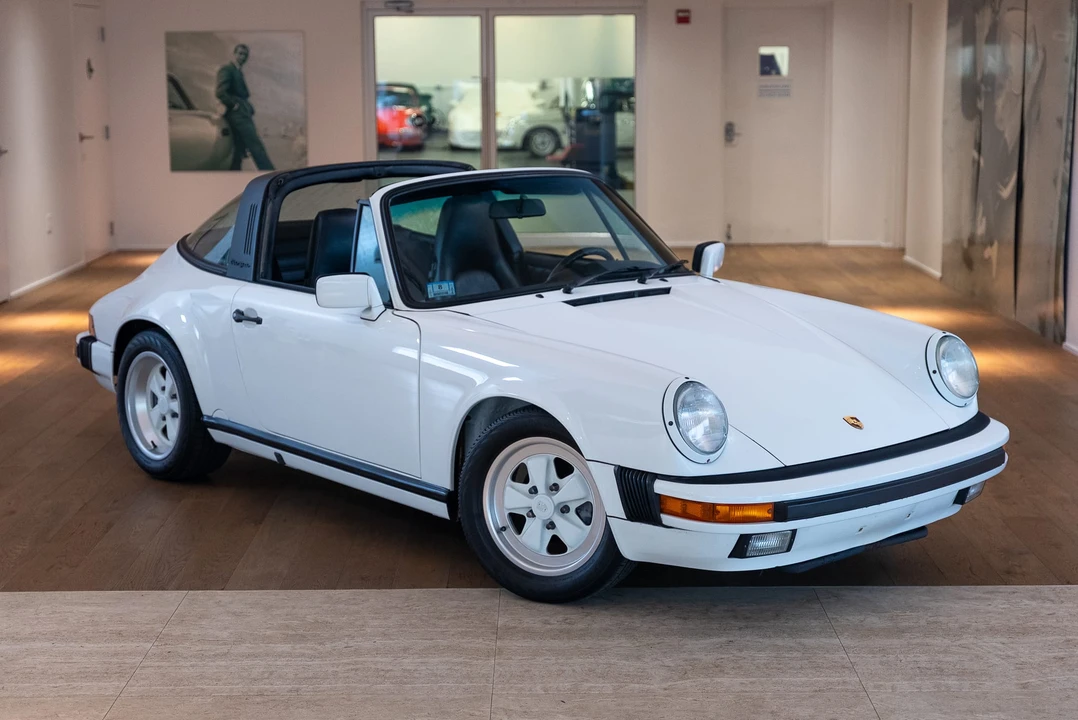 1989 Porsche 911 Carrera 3.2 - Image 18 of 31