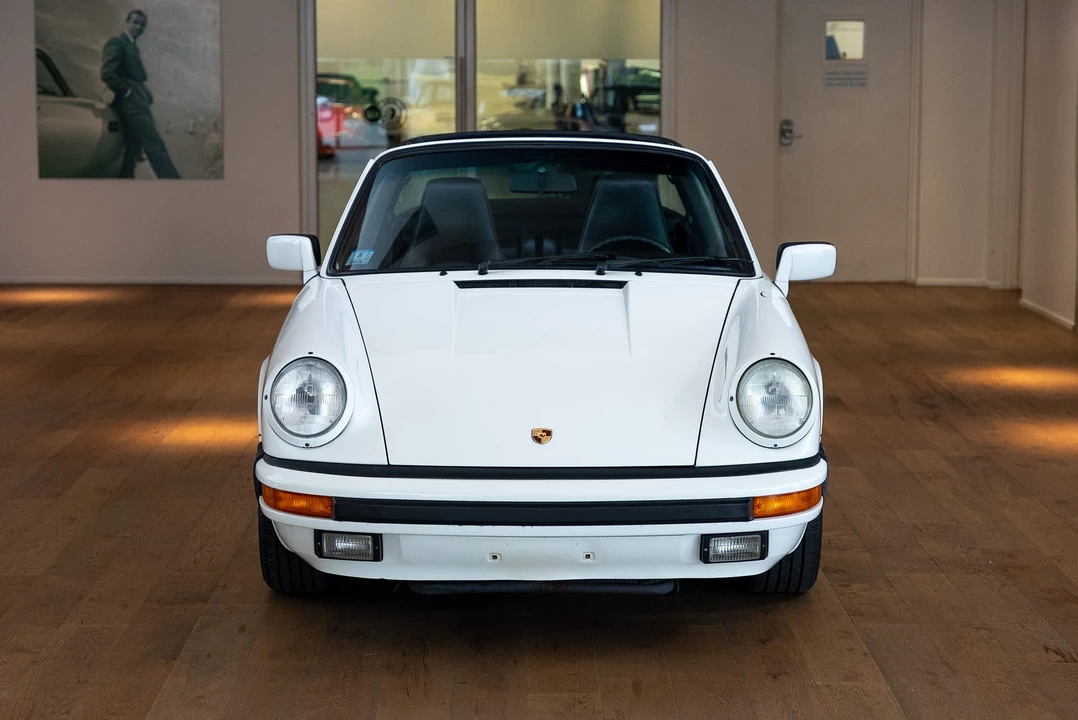 1989 Porsche 911 Carrera 3.2 - Image 21 of 31