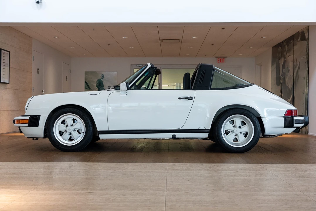1989 Porsche 911 Carrera 3.2 - Image 24 of 31
