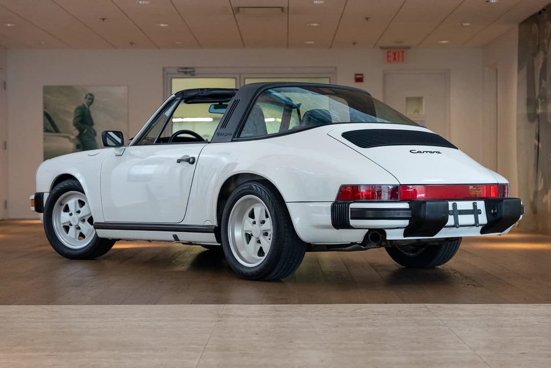1989 Porsche 911 Carrera 3.2 - Image 26 of 31