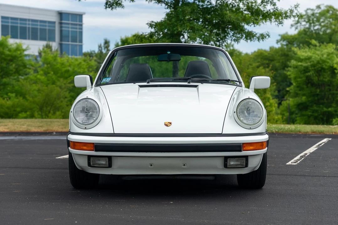 1989 Porsche 911 Carrera 3.2 - Image 4 of 31