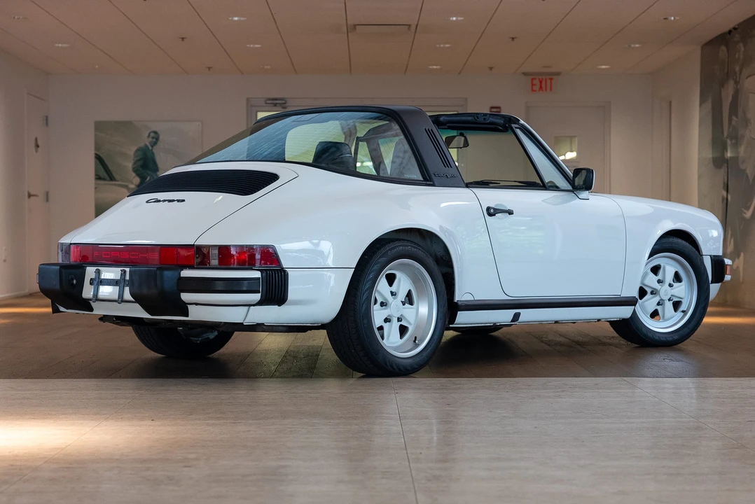1989 Porsche 911 Carrera 3.2 - Image 30 of 31