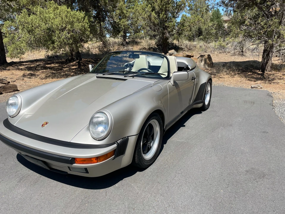 1989 Porsche 911 Carrera 3.2 - Image 10 of 31