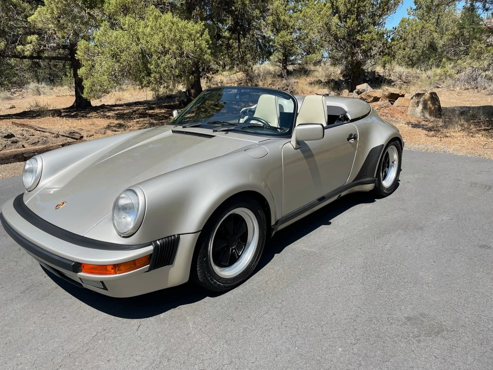 1989 Porsche 911 Carrera 3.2 - Image 6 of 31