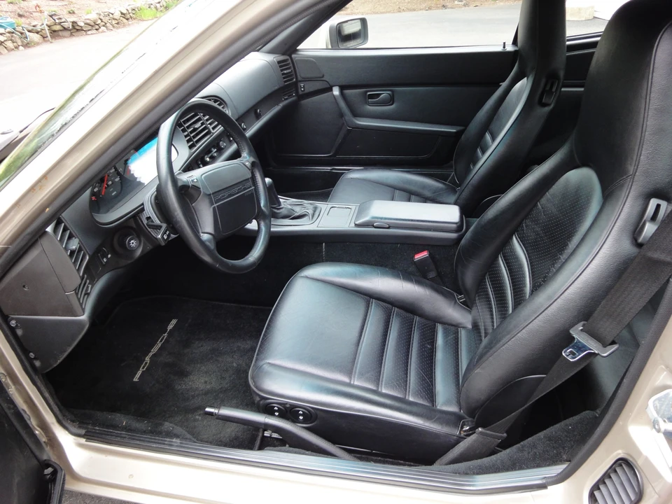 1989 Porsche 944 S2 - Image 28 of 31