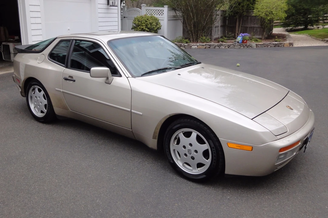 1989 Porsche 944 S2 - Image 5 of 31