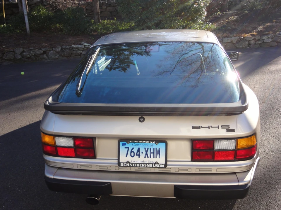 1989 Porsche 944 S2 - Image 13 of 31