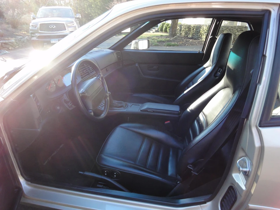 1989 Porsche 944 S2 - Image 27 of 31