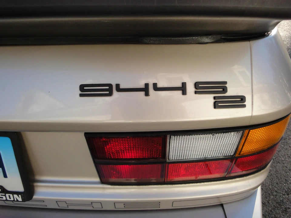 1989 Porsche 944 S2 - Image 14 of 31