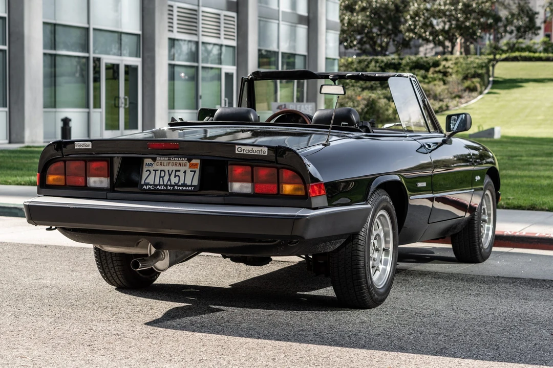 1990 Alfa Romeo Series 4 - Image 2 of 31