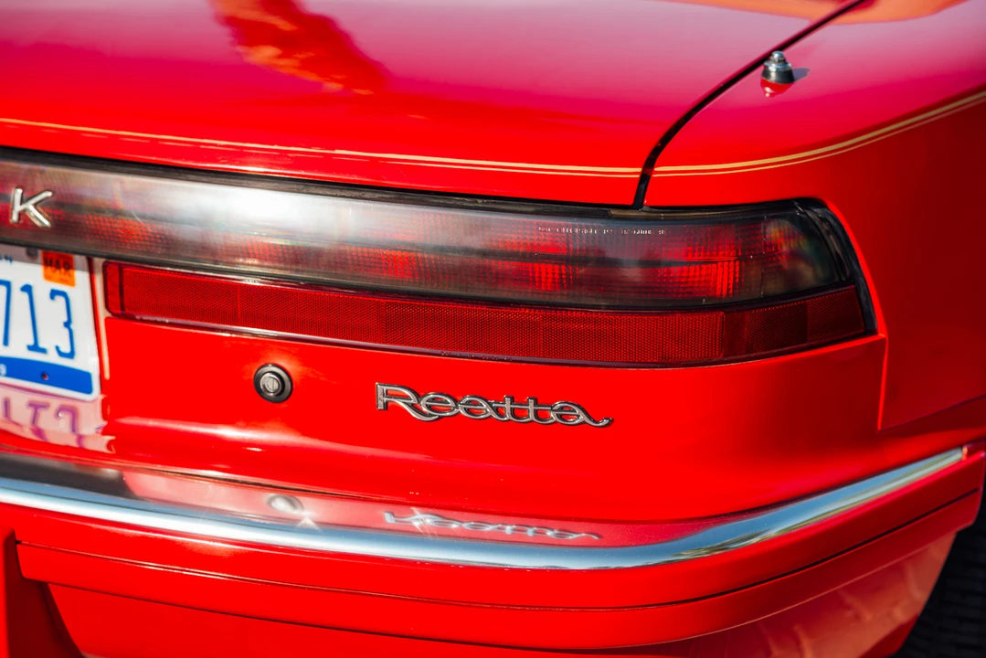 1990 Buick Reatta - Image 19 of 31
