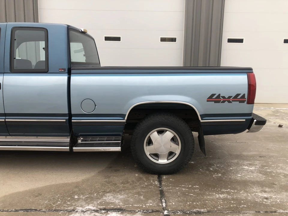 1990 GMC Sierra 1st Gen - Image 17 of 31