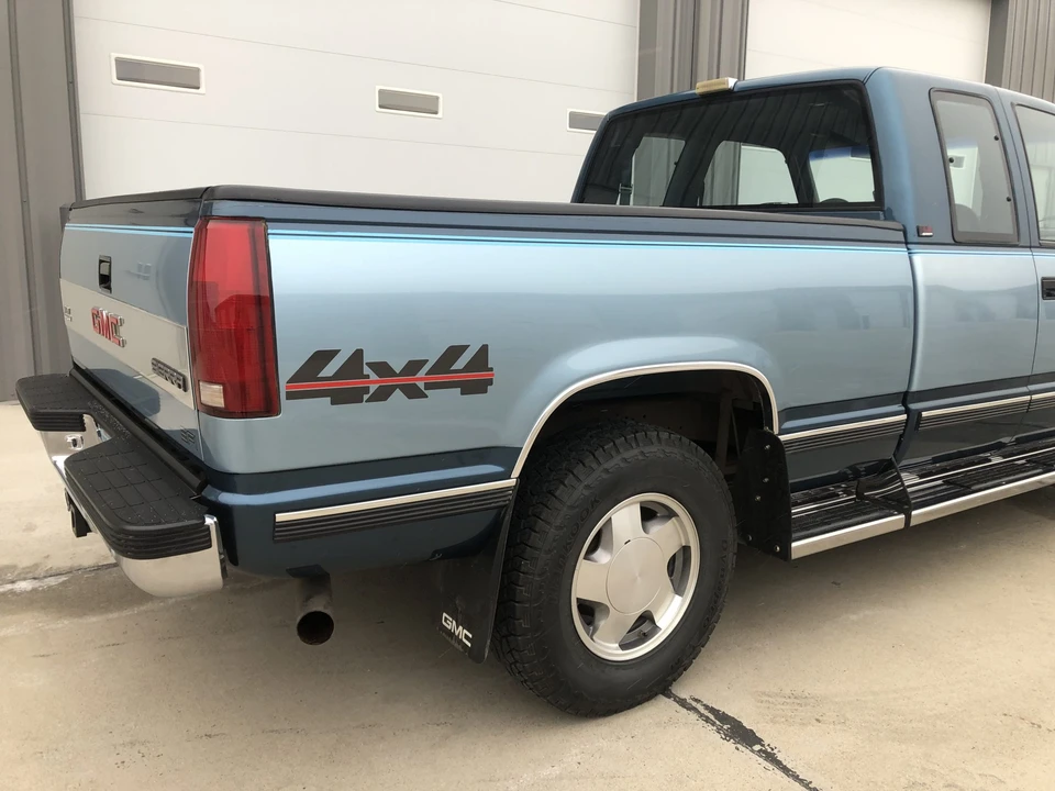 1990 GMC Sierra 1st Gen - Image 28 of 31