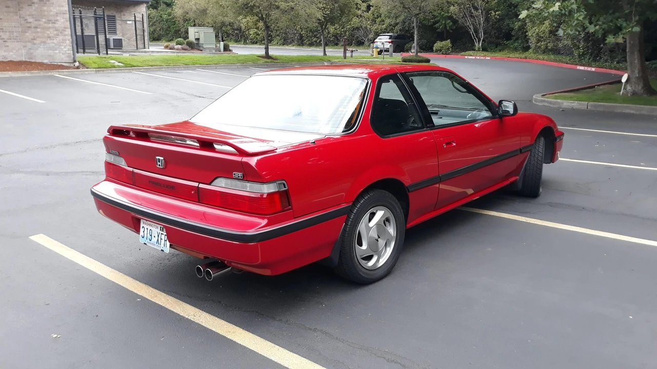 1990 Honda Prelude 3rd Gen - Image 7 of 31