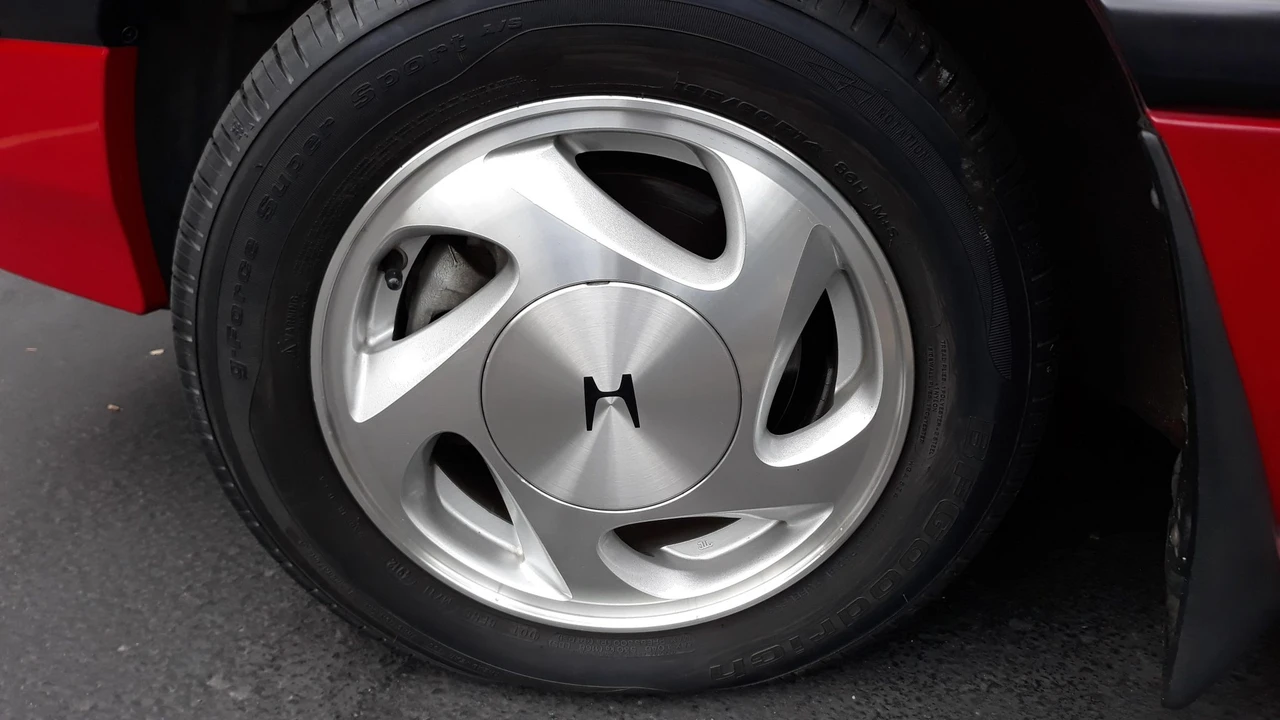 1990 Honda Prelude 3rd Gen - Image 27 of 31