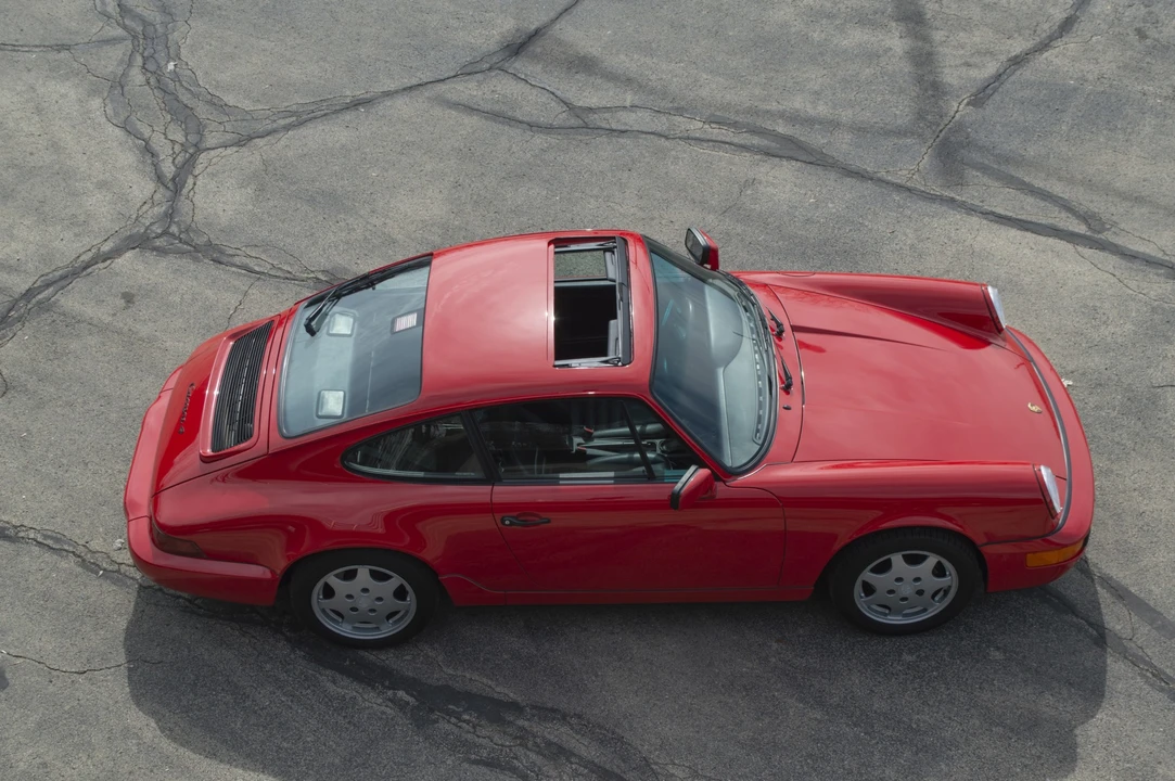 1990 Porsche 964 Carrera 4 - Image 9 of 31