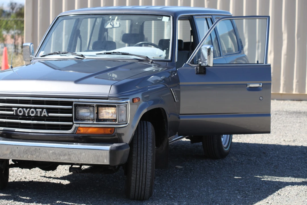 1990 Toyota J60 Land Cruiser - Image 30 of 31