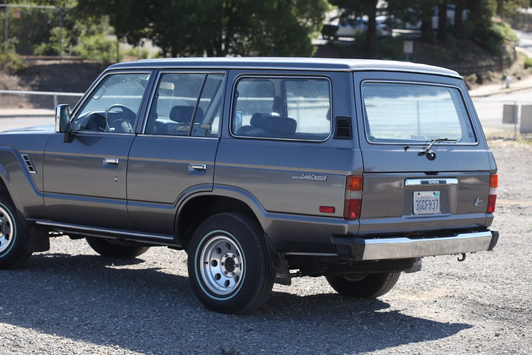 1990 Toyota J60 Land Cruiser - Image 27 of 31
