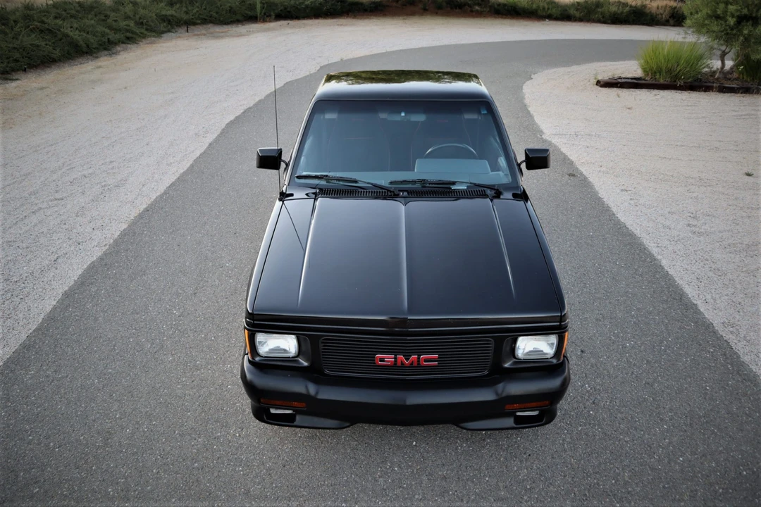 1991 GMC Syclone - Image 18 of 31