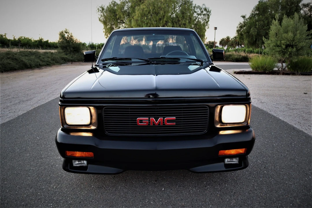 1991 GMC Syclone - Image 23 of 31