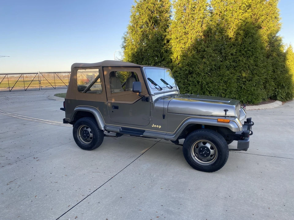 1991 Jeep YJ Wrangler - Image 7 of 31